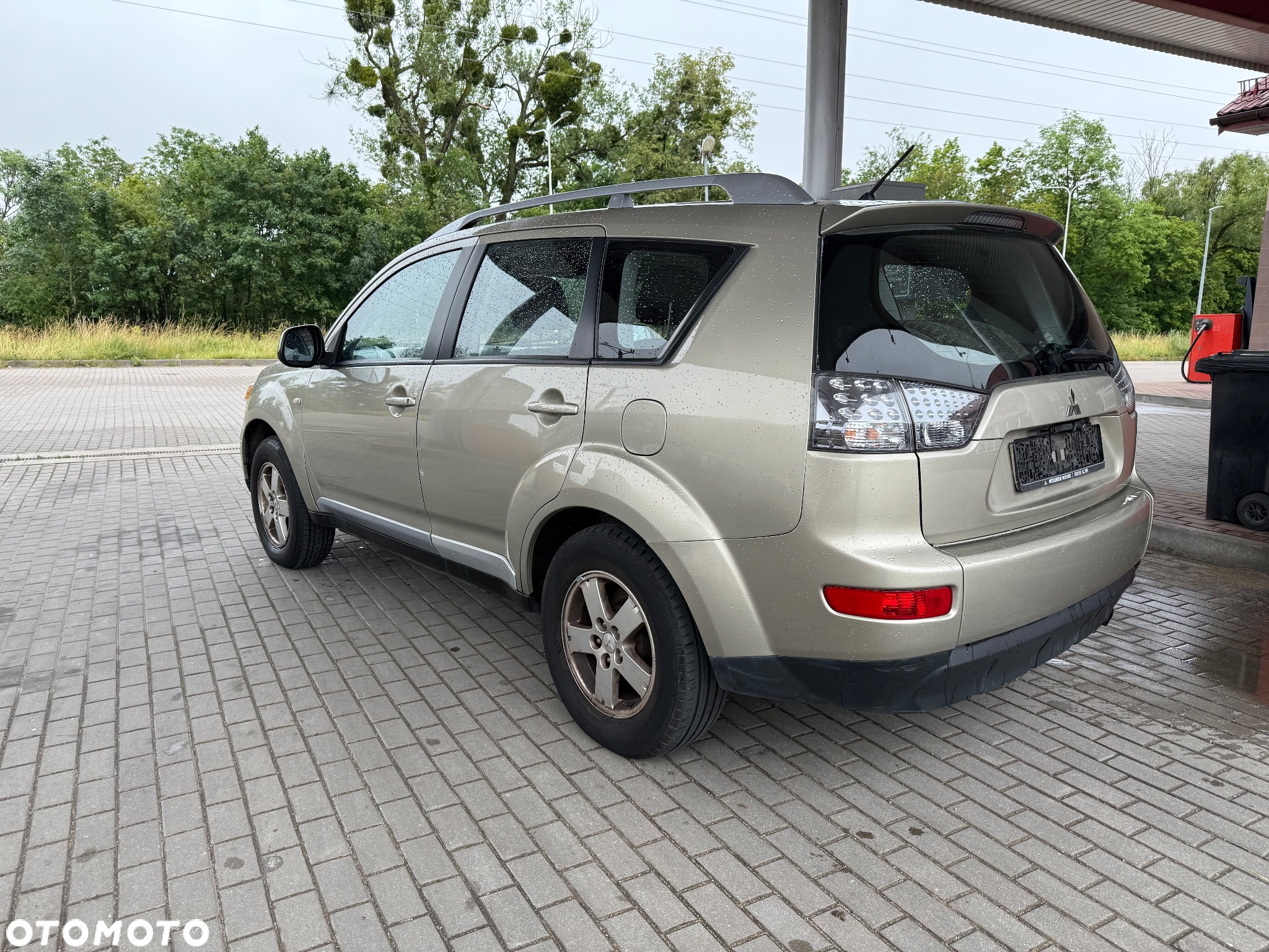 Mitsubishi Outlander 2.0 DI-D 4WD Intense - 6