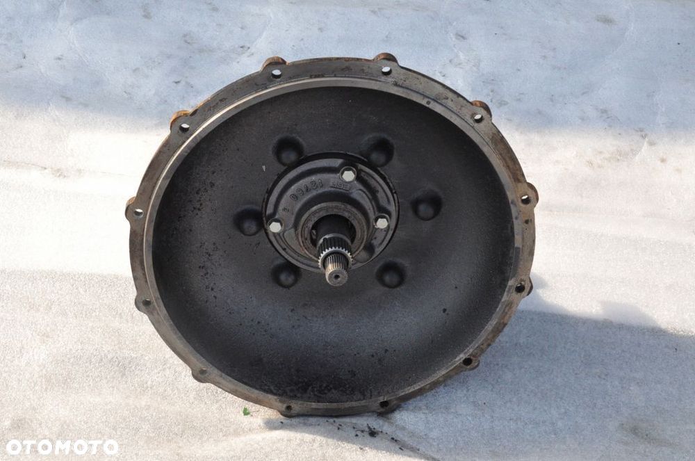 PRZYSTAWKA OBUDOWA SPRZĘGŁA Matbro TS 270 460473209 - 2