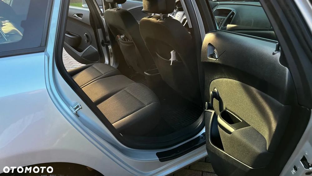 Opel Astra IV 1.7 CDTI Sport - 12