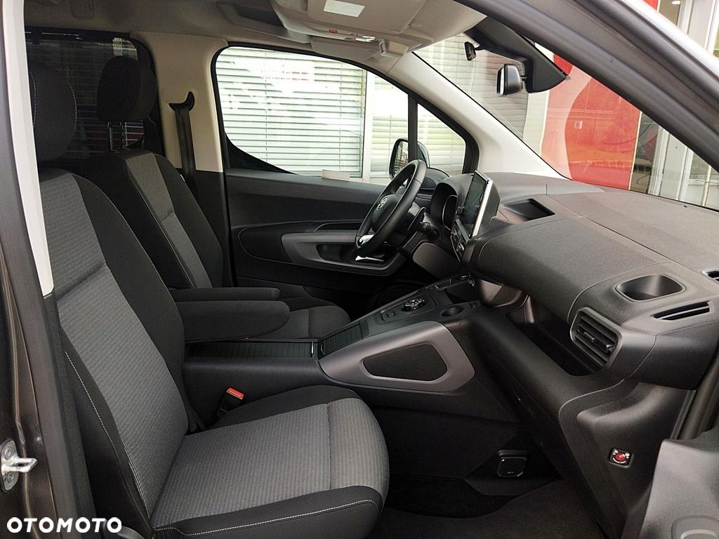 Toyota Proace City Verso 1.2 D-4T Family - 6