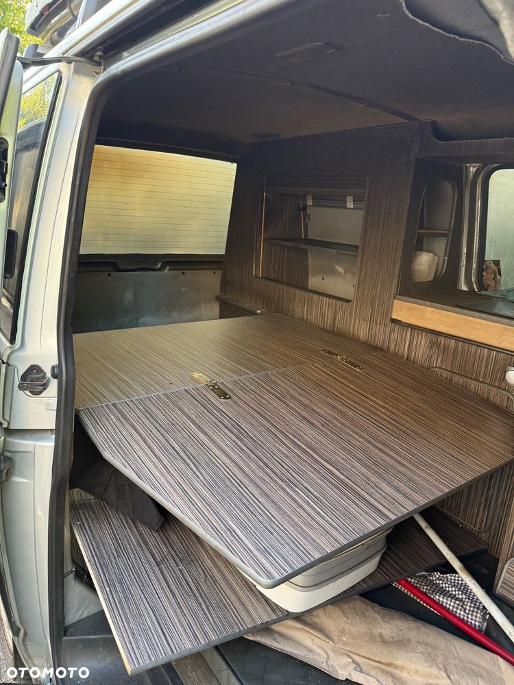 Volkswagen Multivan - 6