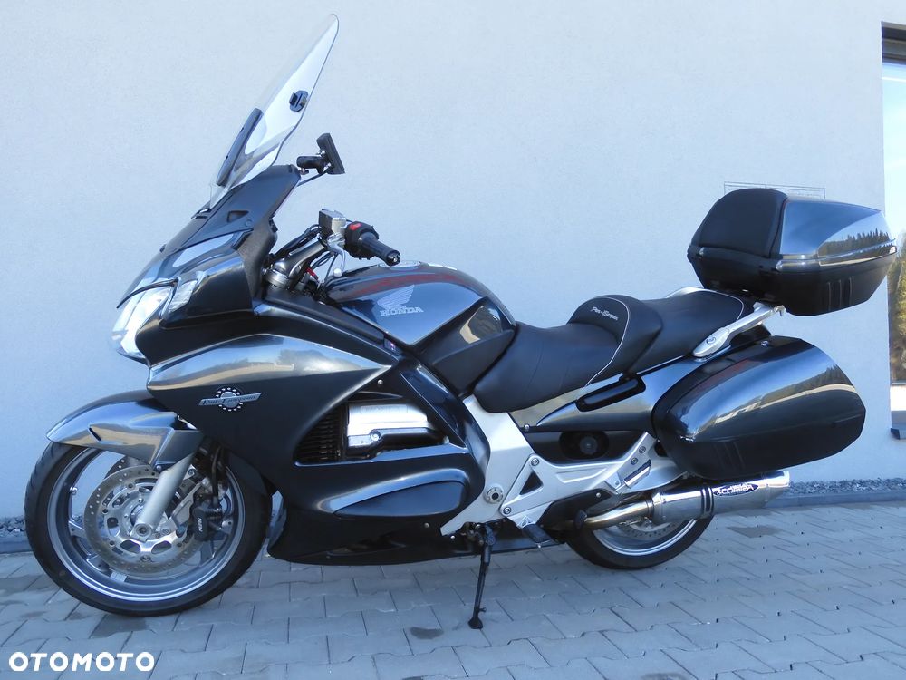 Honda ST - 22