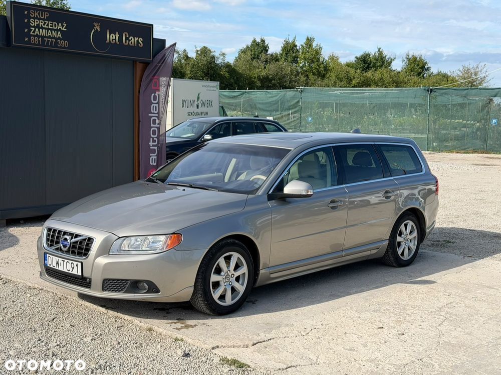 Volvo V70 - 1
