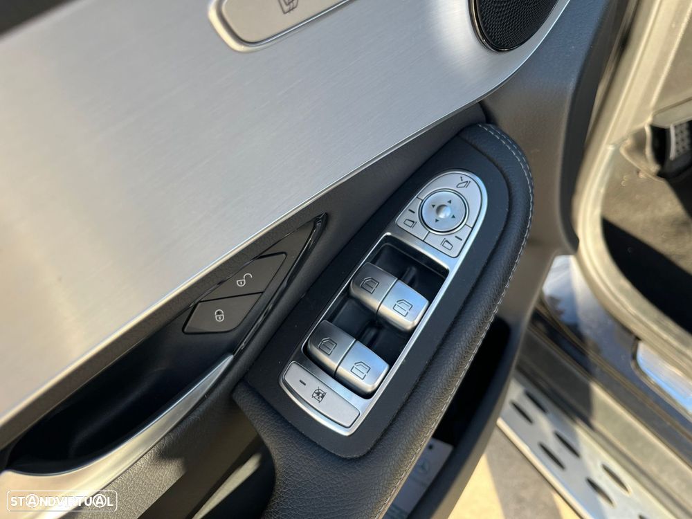 Mercedes-Benz GLC 300 - 15