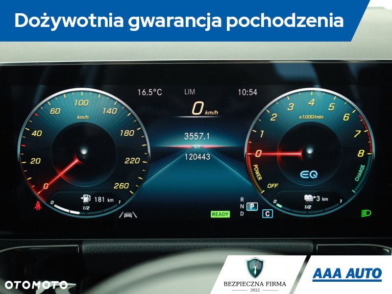 Mercedes-Benz GLA - 9