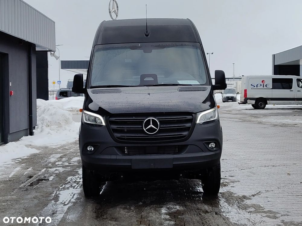 Mercedes-Benz Sprinter 319 CDI 4x4 Furgon 3665 mm L2H2 - 3