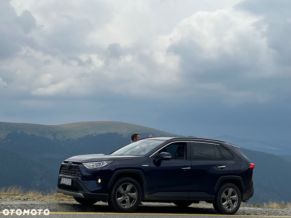 Toyota RAV4 ver-2-5-hybrid-executive-4x2 - 5