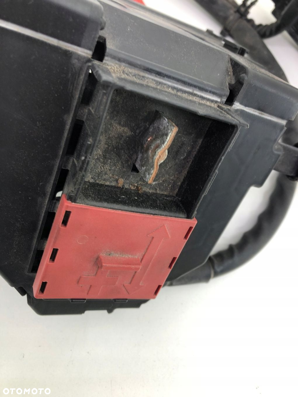 MERCEDES W205 KLEMA MINUSOWA STEROWNIK BEZPIECZNIK A0009068705 A2055402350 - 3
