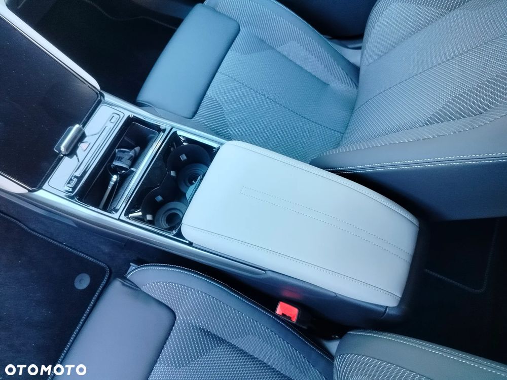 Ford Explorer 77kWh RWD - 40