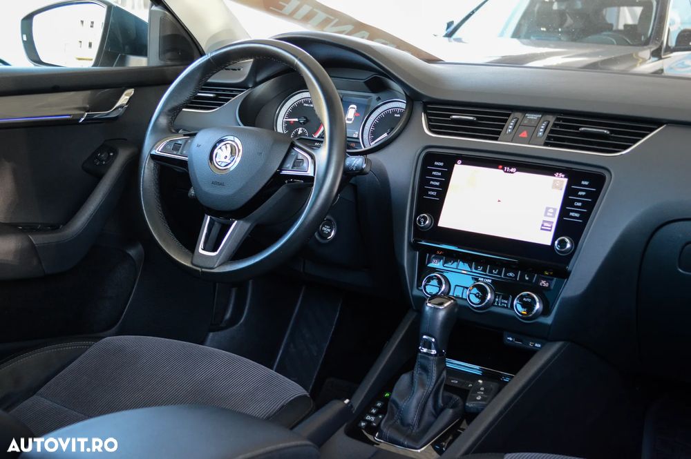 Skoda Octavia 2.0 TDI DSG Sport Edition - 4