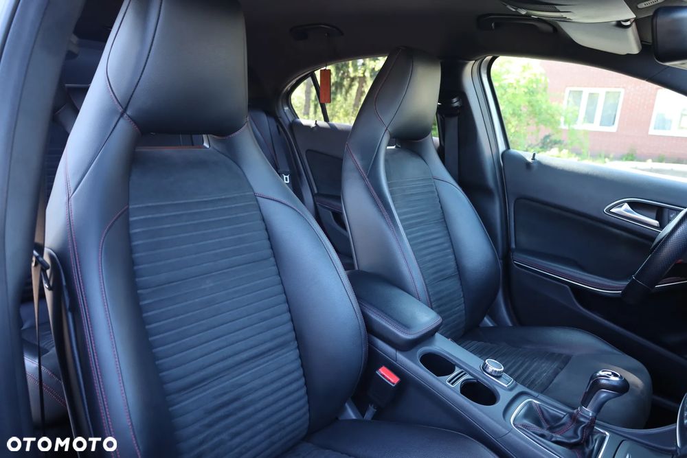 Mercedes-Benz Klasa A 200 (BlueEFFICIENCY) AMG Sport - 22