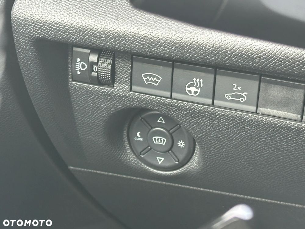 Citroën C4X 1.2 mHEV Max eDCT6 - 13