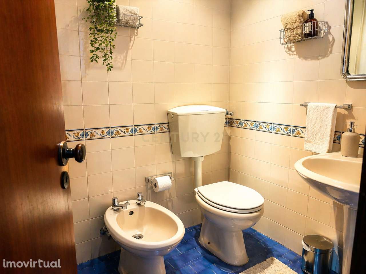 T4 Mobilado com Varanda e Estacionamento junto ao Estádio José de Alva - Grande imagem: 4/18