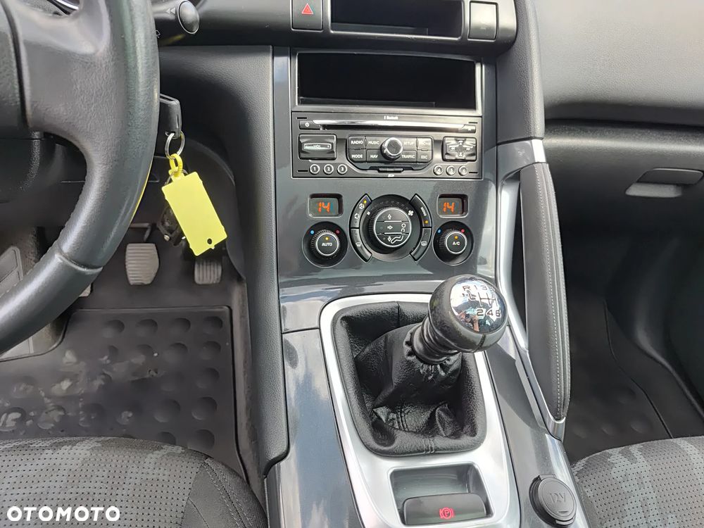 Peugeot 3008 2.0 HDi Premium - 19