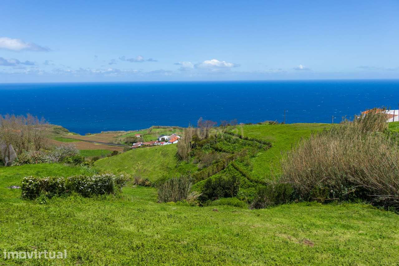 Ruína com Vista Mar e Potencial de Construção – Feteira Grande, Nordes - Grande imagem: 4/10