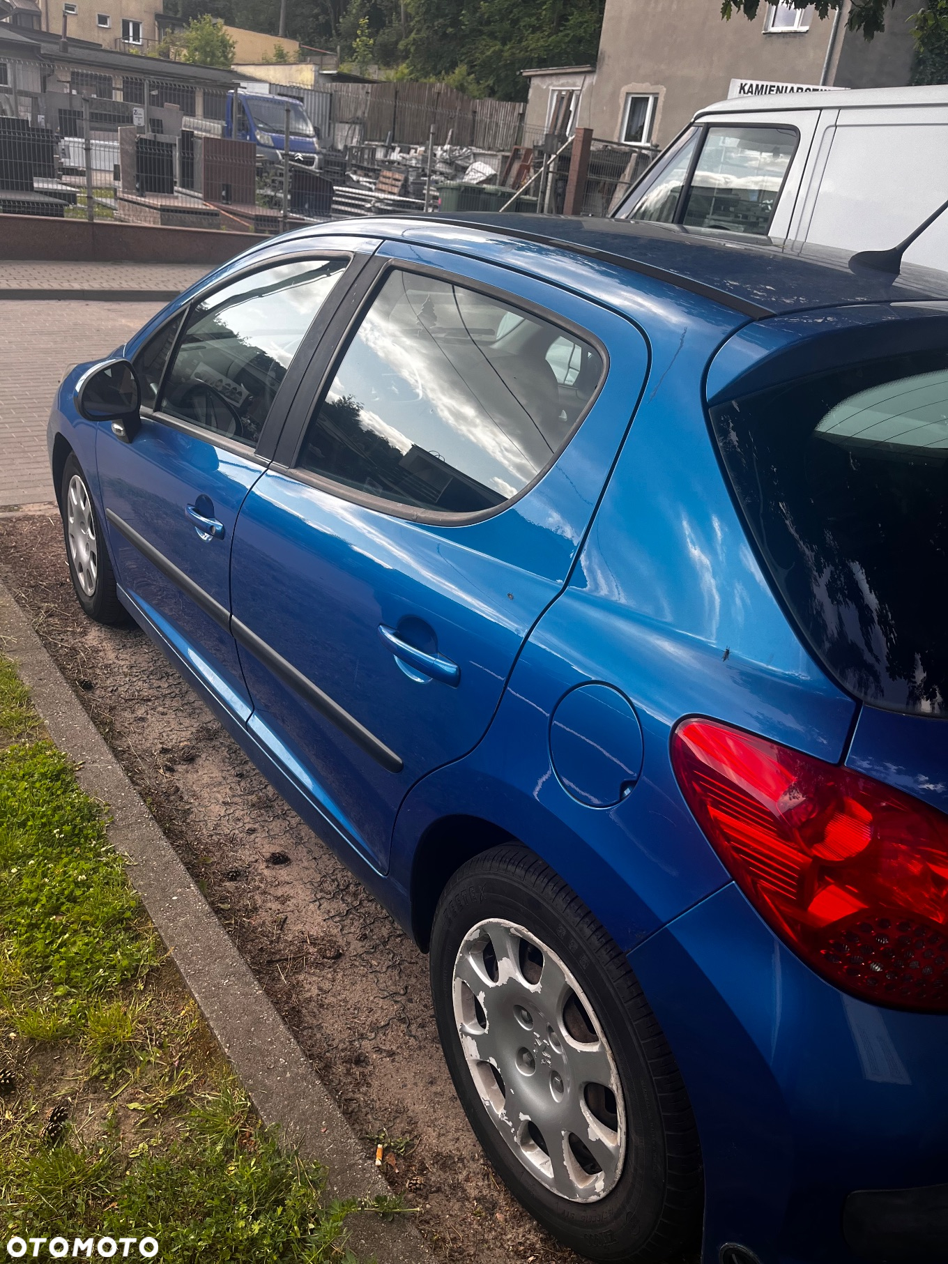 Peugeot 207 - 14