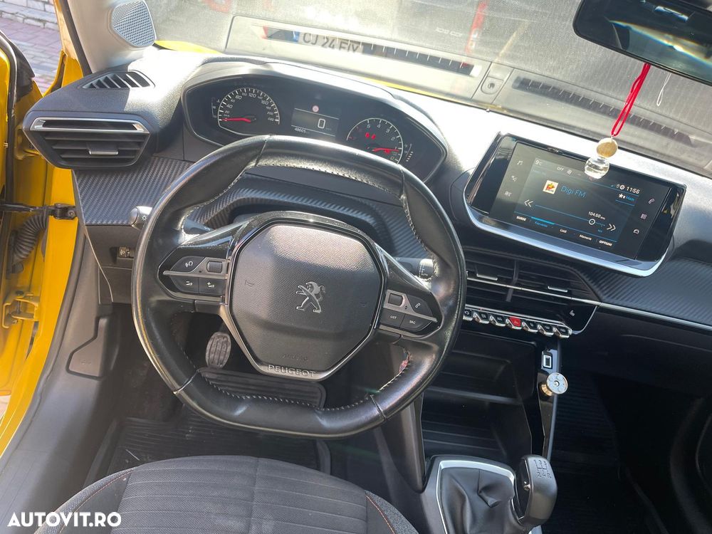 Peugeot 208 1.2 L PureTech STT Active - 4