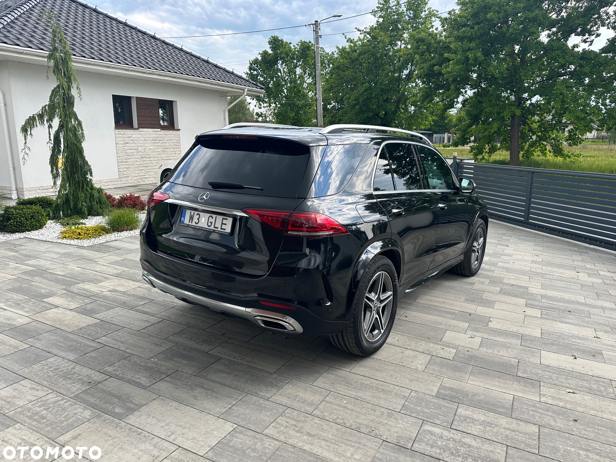 Mercedes-Benz GLE 300 d 4-Matic - 4