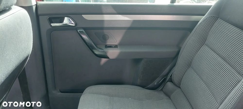 VW TOURAN I  2.0tdi"BKD"  ""LA3W"" - 32