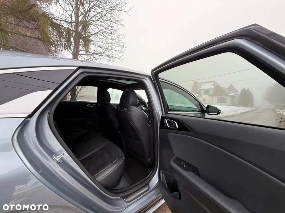 Kia ProCeed 1.4 T-GDI OPF GT LINE - 30