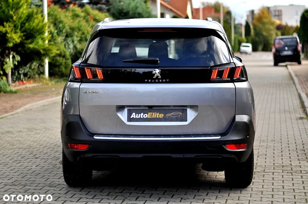 Peugeot 5008 1.2 PureTech Allure S&S - 11
