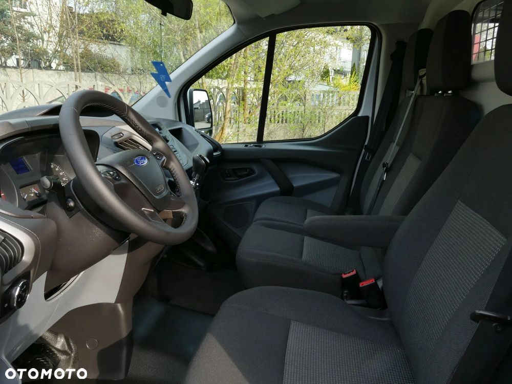 Ford Transit - 26
