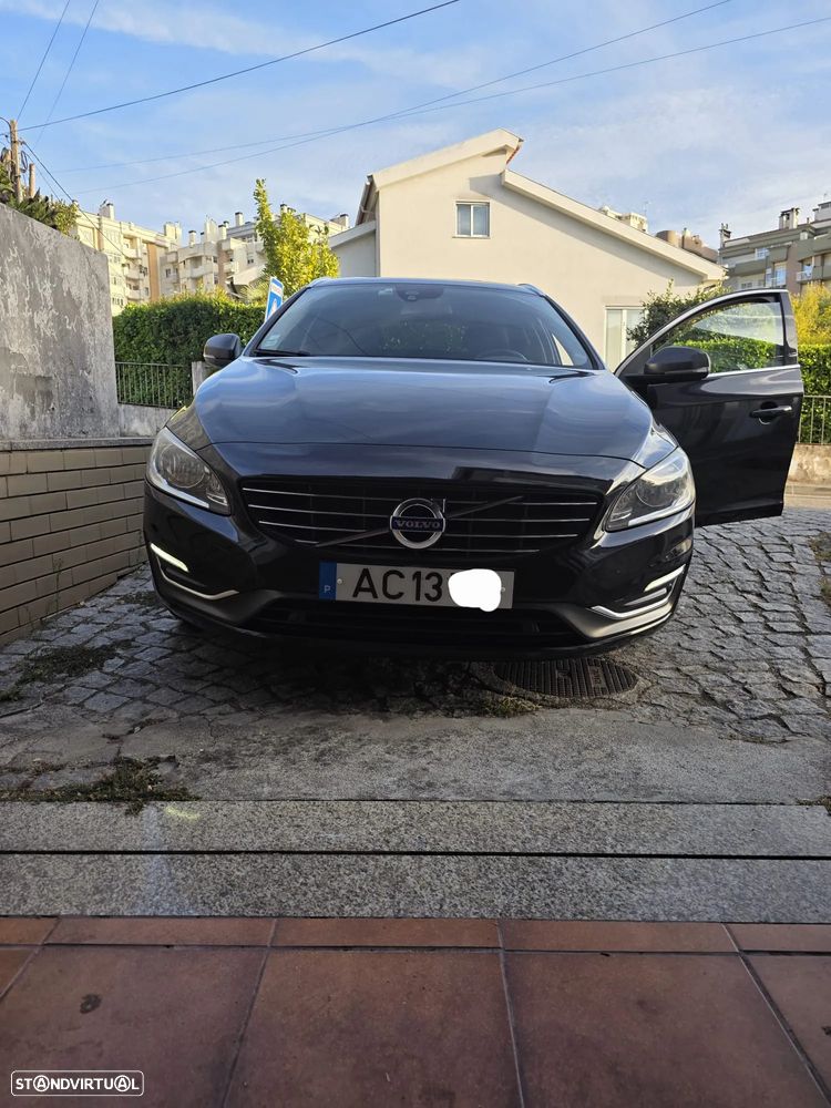 Volvo V60 1.6 D2 Momentum Eco - 11