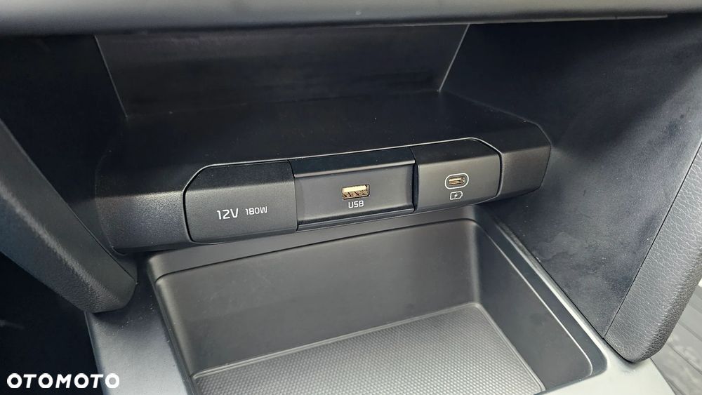 Kia Ceed 1.5 T-GDI M - 10
