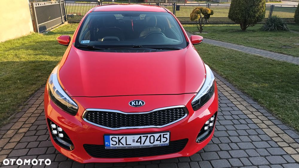 Kia Ceed 1.6 CRDi GT Line - 4