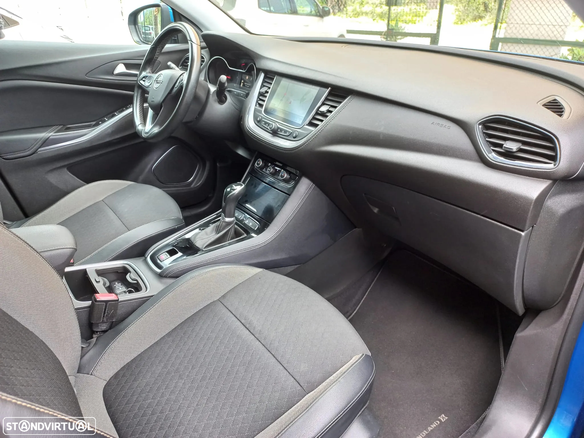 Opel Grandland X 1.5 CDTI Innovation AT - 22