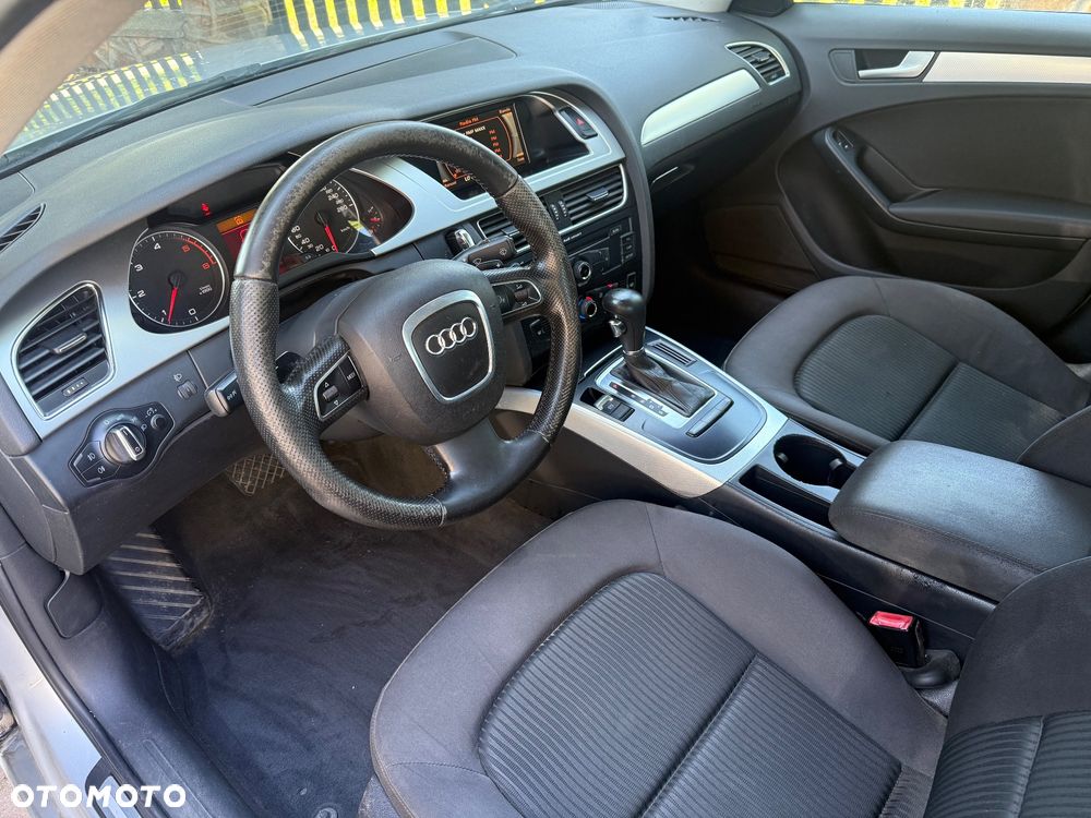 Audi A4 Limousine - 7