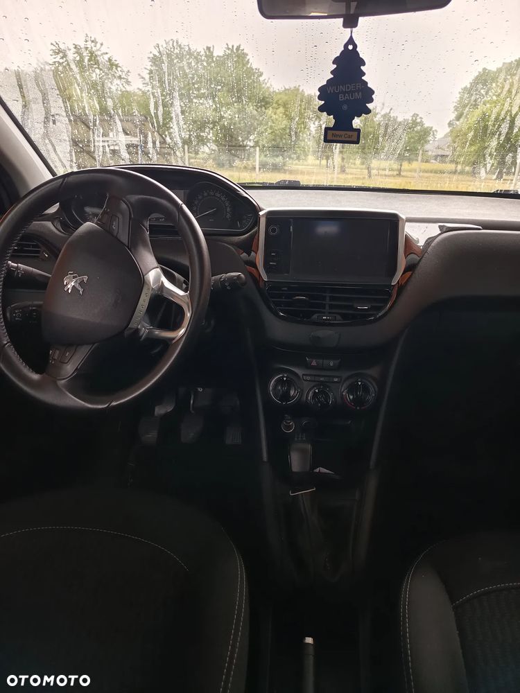 Peugeot 208 PureTech 82 Start & Stop Active - 13