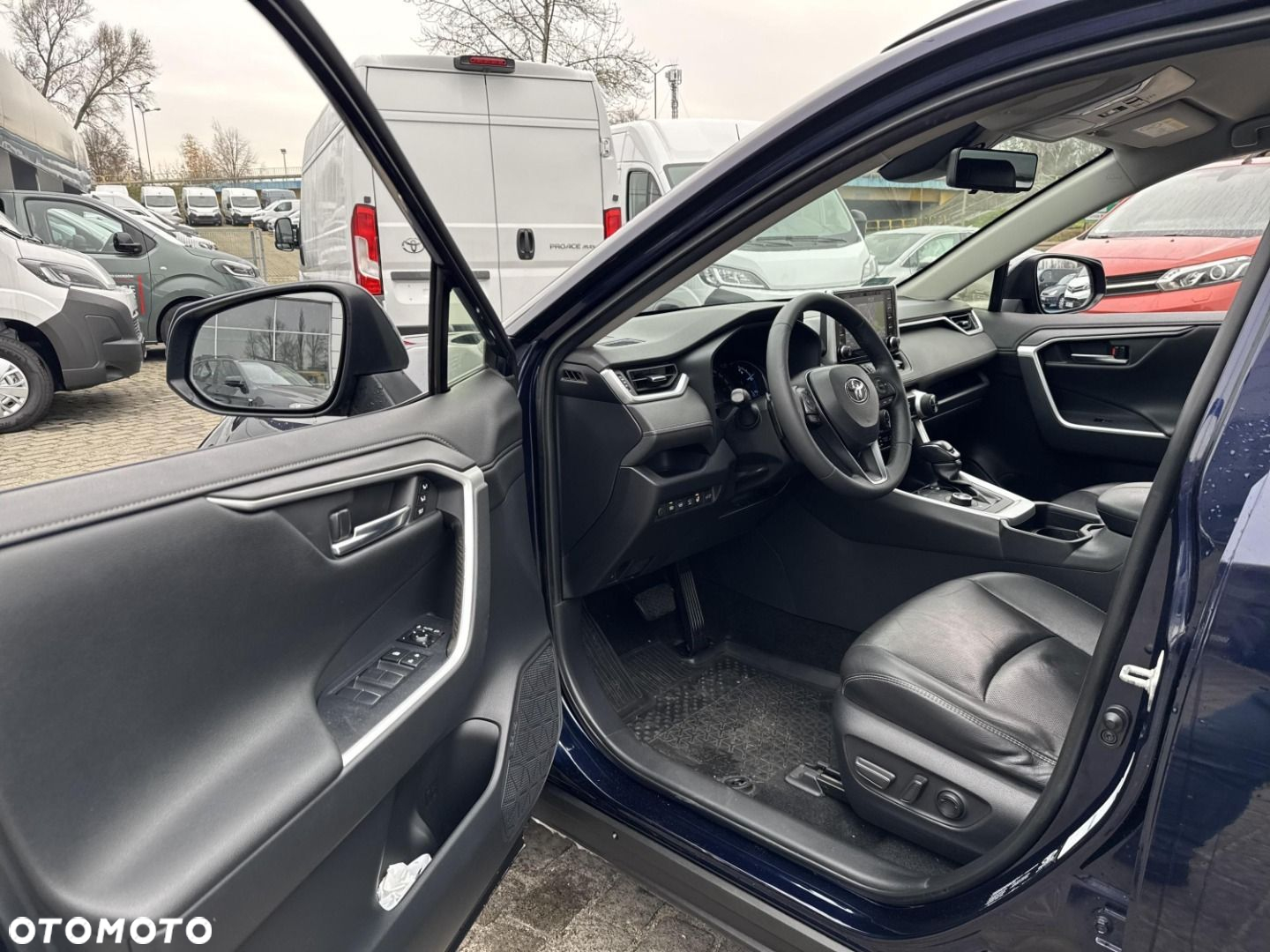 Toyota RAV4 - 26