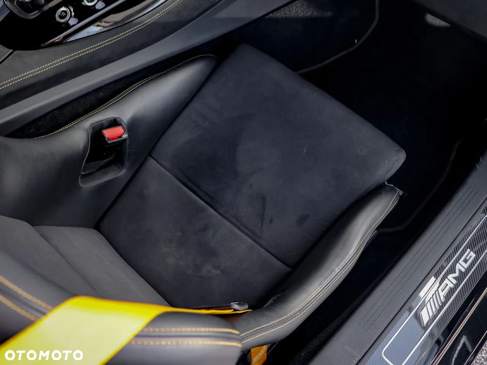 Mercedes-Benz AMG GT - 32