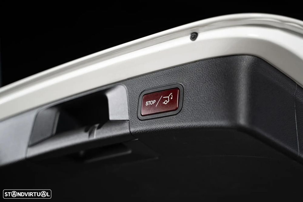 Mercedes-Benz C 250 CDi Avantgarde BlueEfficiency Aut. — fotografia 50