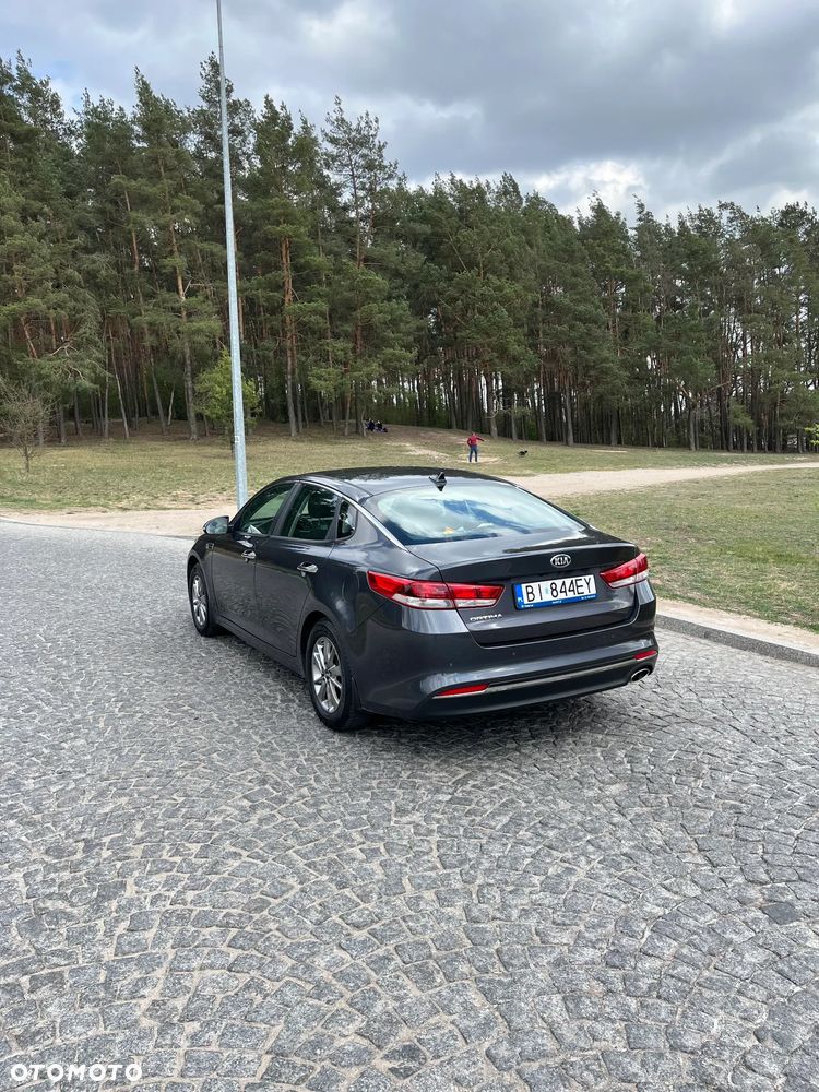 Kia Optima 1.7 CRDI L - 6