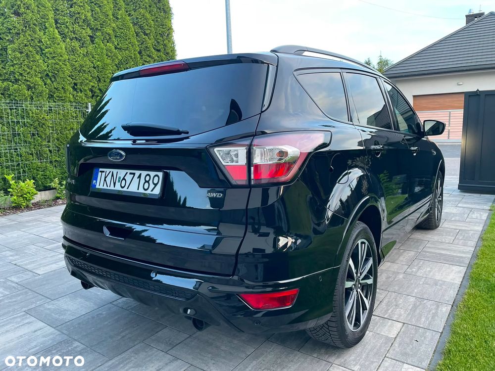 Ford Kuga 2.0 TDCi 4x4 ST-Line - 36