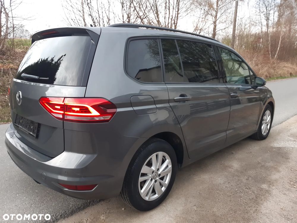 Volkswagen Touran 2.0 TDI SCR (BlueMotion Technology) DSG Highline - 4