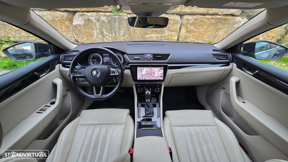 Skoda Superb Break 2.0 TDI Laurin&Klement DSG - 10