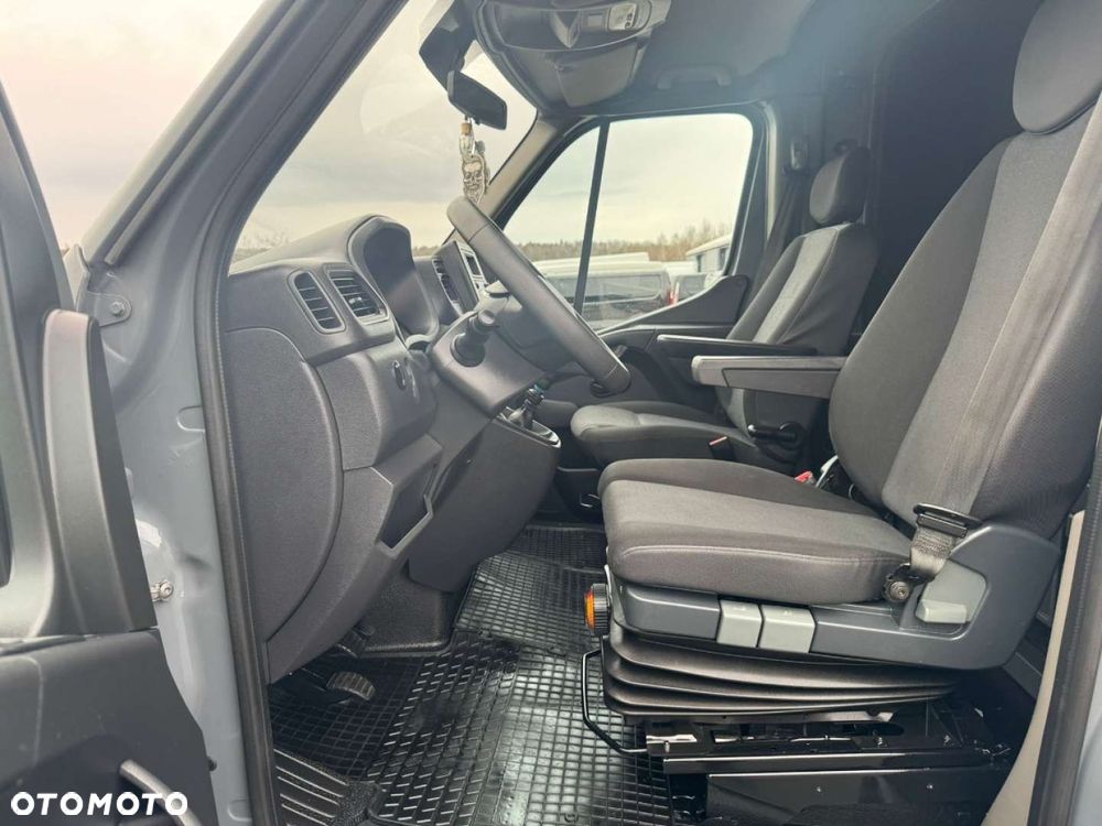 Renault Master 10 europalet  Sypialka XL - 23