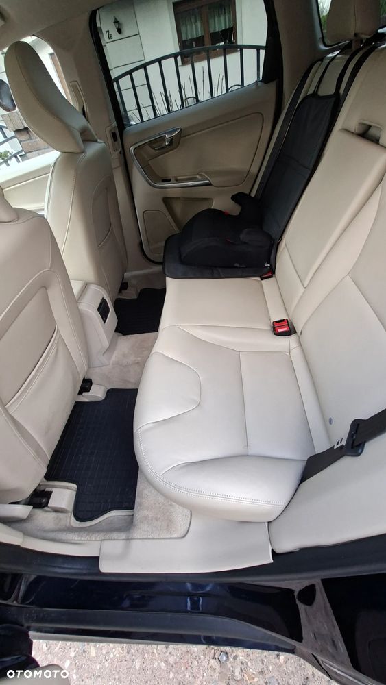 Volvo XC 60 T6 Geartronic Momentum - 8