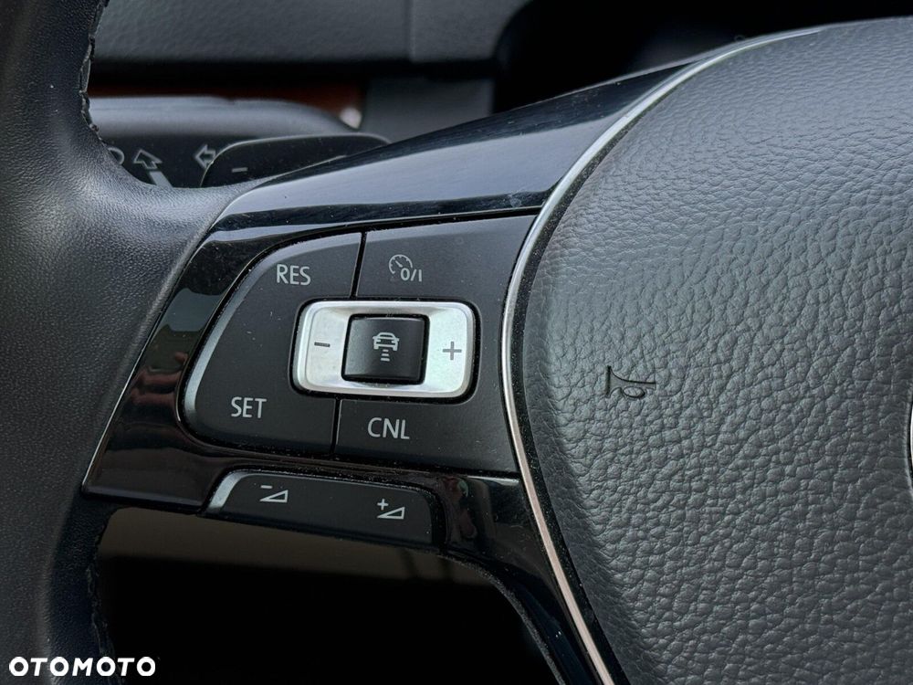 Volkswagen Sharan - 15