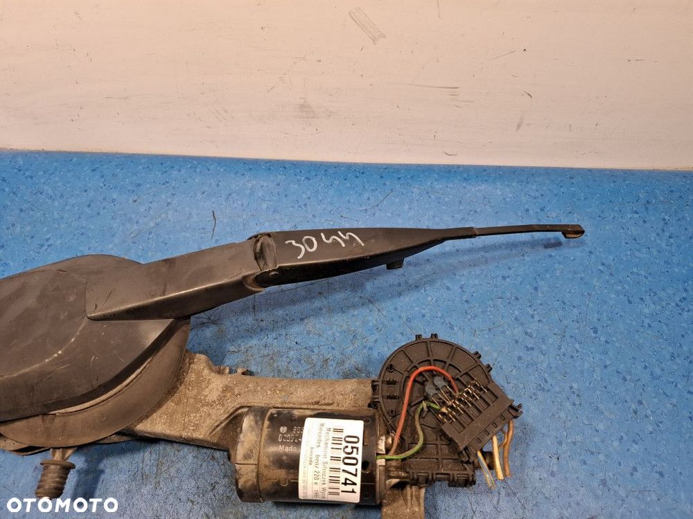 MERCEDES-BENZ 220 E MECHANIZM SILNICZEK WYCIERACZEK PRZÓD 3391098329 - 5