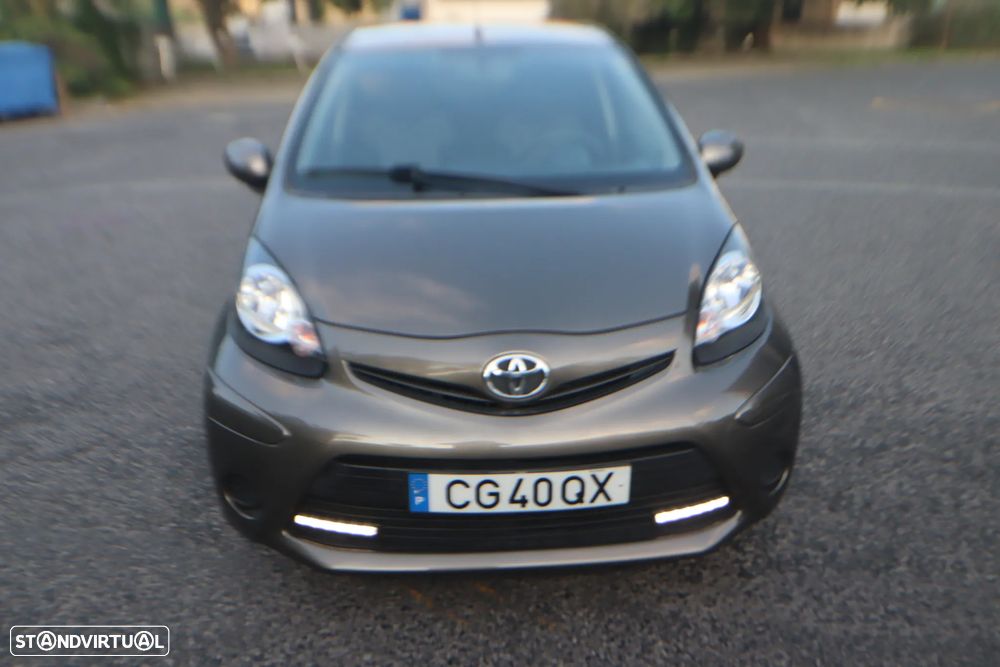 Toyota Aygo 1.0 X-Play+AC+X-Touch - 28