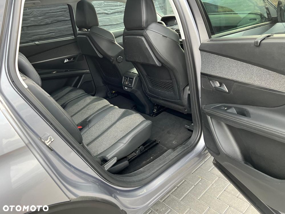 Peugeot 5008 BlueHDi 130 EAT8 Allure - 12