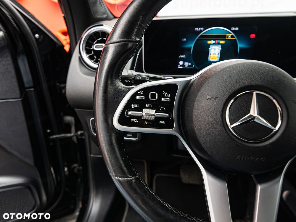 Mercedes-Benz GLB 200 d Progressive 8G-DCT - 14