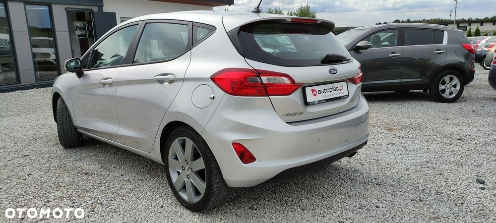 Ford Fiesta - 2