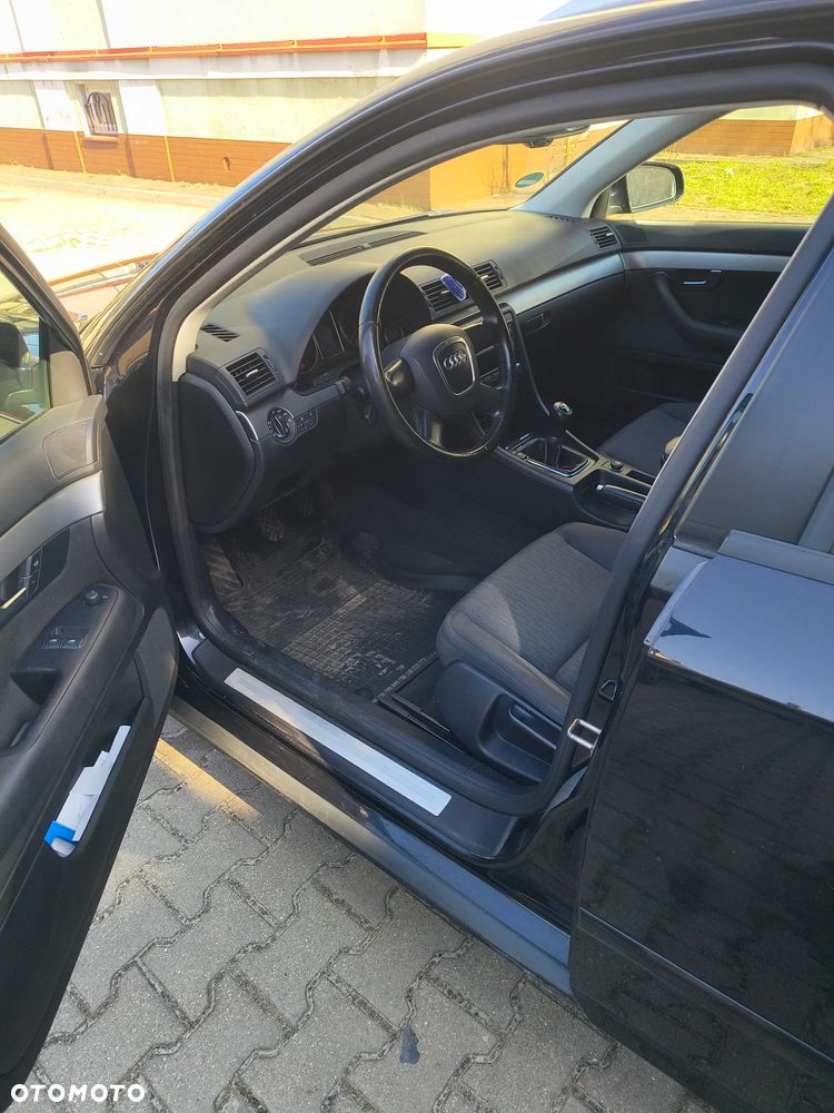 Audi A4 Avant 2.0 TDI DPF - 9