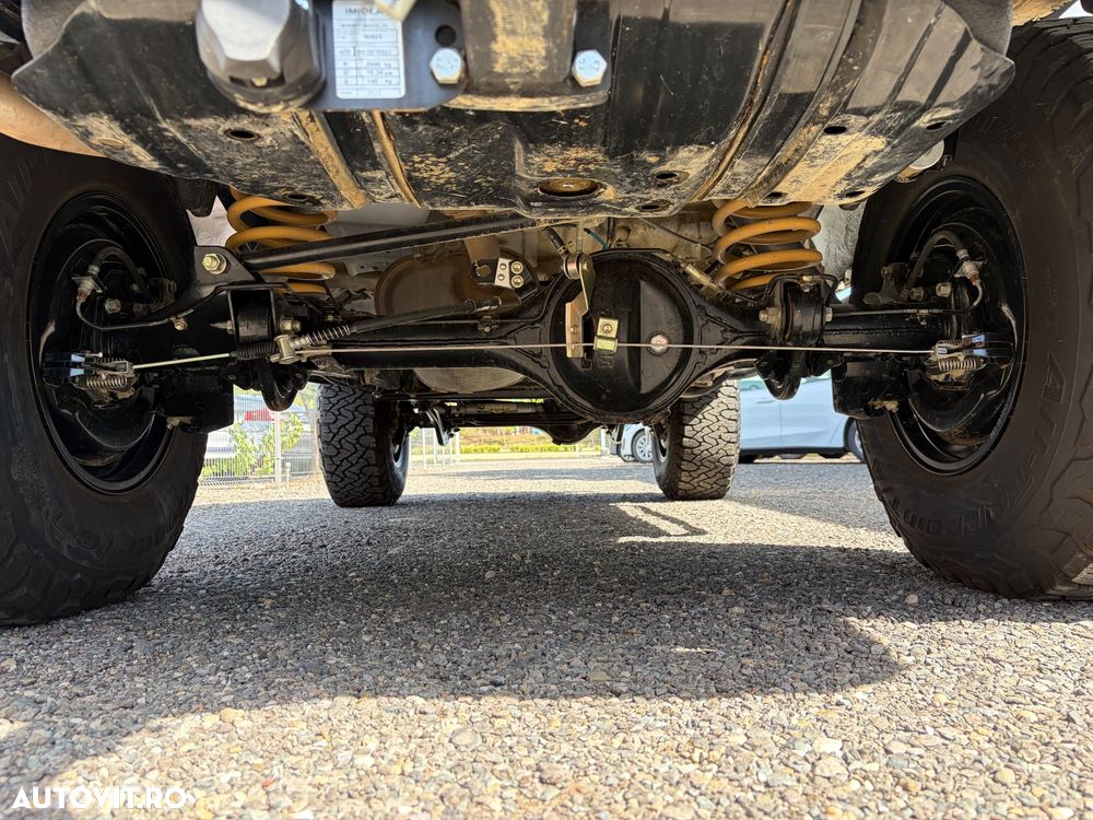 Toyota Land Cruiser - 15