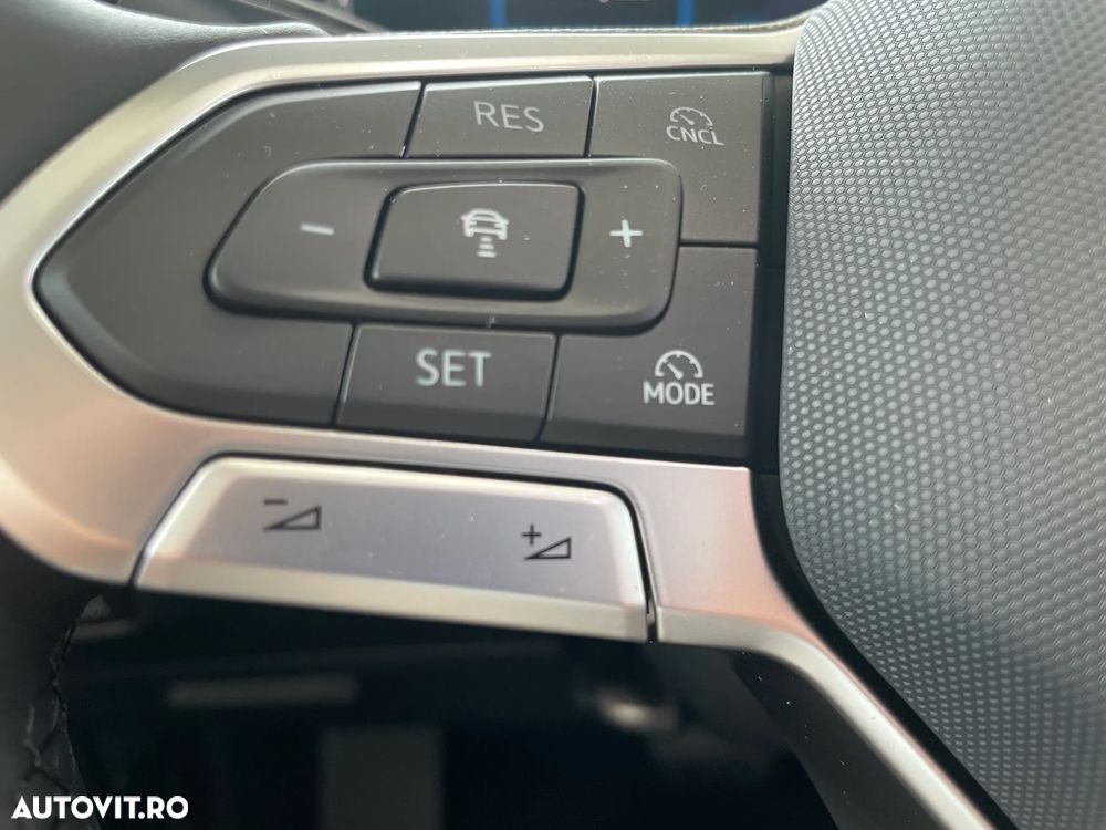 Volkswagen Tiguan 1.5 eTSI DSG MHEV Life - 11